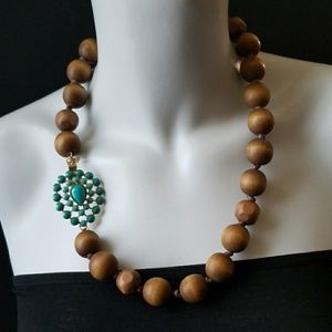 STELLA AND DOT BOHO WOOD BEAD STATEMENT NECKLACE